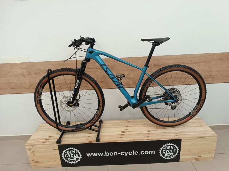 Isaac Baryon XT DT Swiss 1700