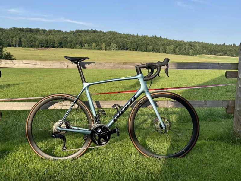 Giant TCR Advanced Pro Di2 + wattmetr