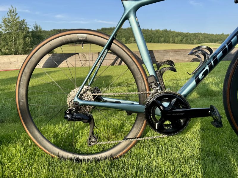 Giant TCR Advanced Pro Di2 + wattmetr