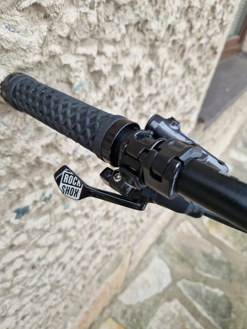 Santa Cruz Megatower S-Kit Carbon + Fa servis