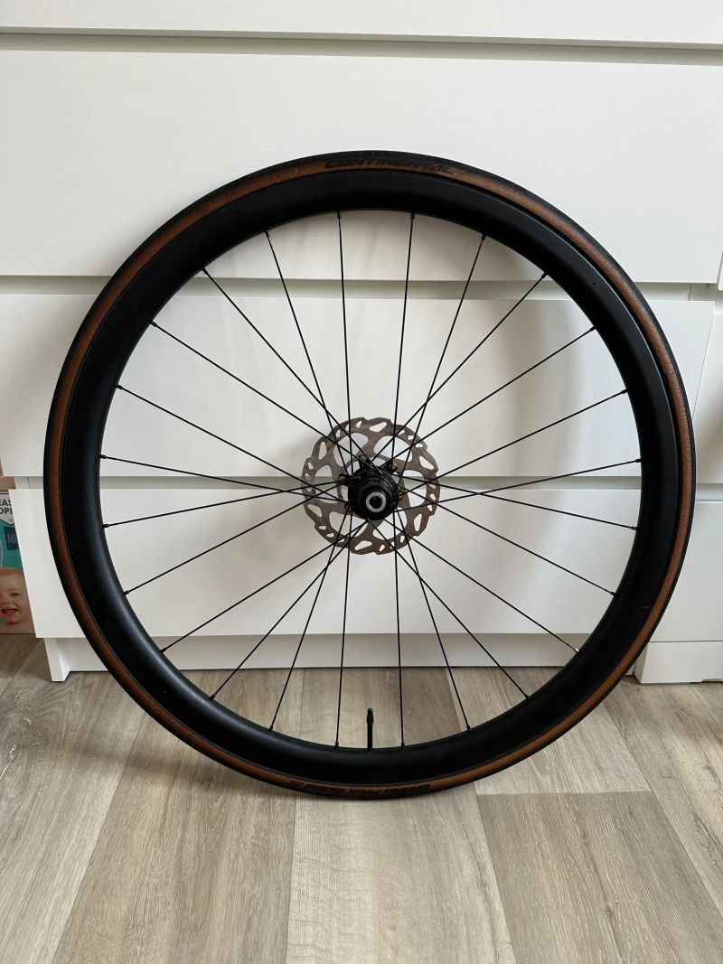 Silniční karbonová kola Shimano WH-RS710 C46 – Kompletní set