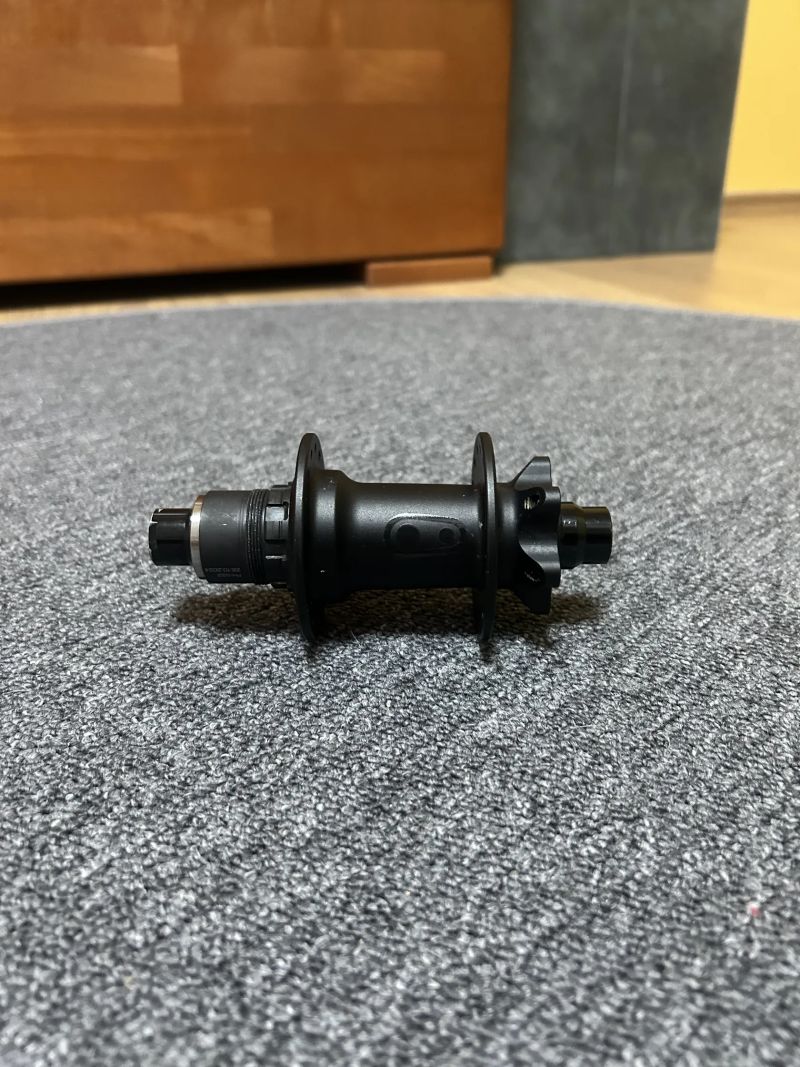 MTB zadní náboj Crankbrothers