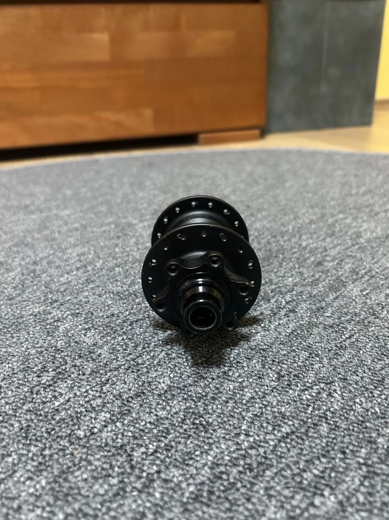 MTB zadní náboj Crankbrothers