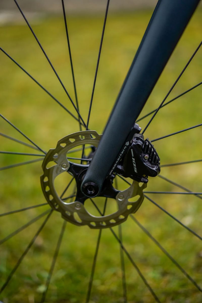 Specialized Tarmac SL6 silnicni kolo, karbonova kola, mix shimano 105 a ultegra