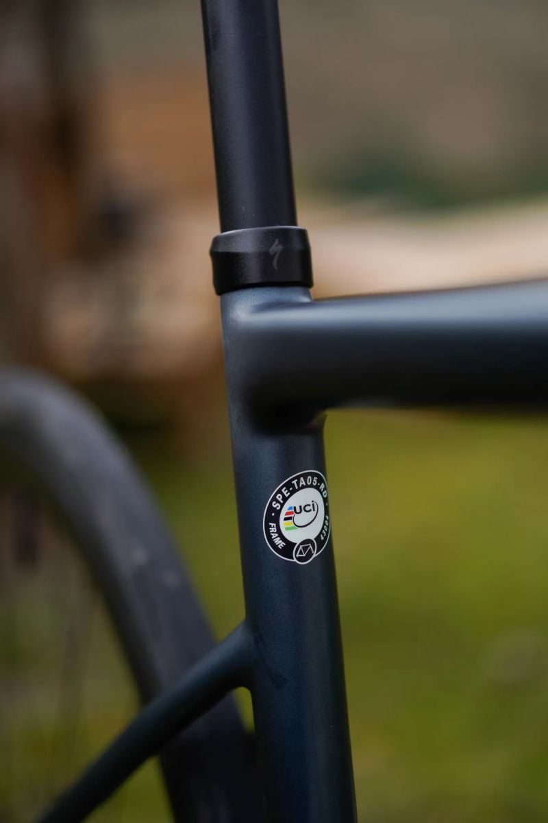 Specialized Tarmac SL6 silnicni kolo, karbonova kola, mix shimano 105 a ultegra