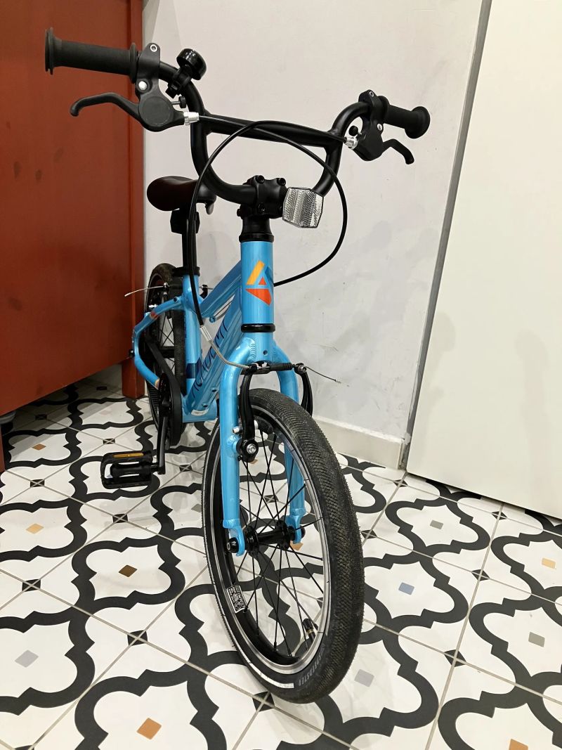 Dětské kolo Academy Grade 3 Belt - 16" Ocean