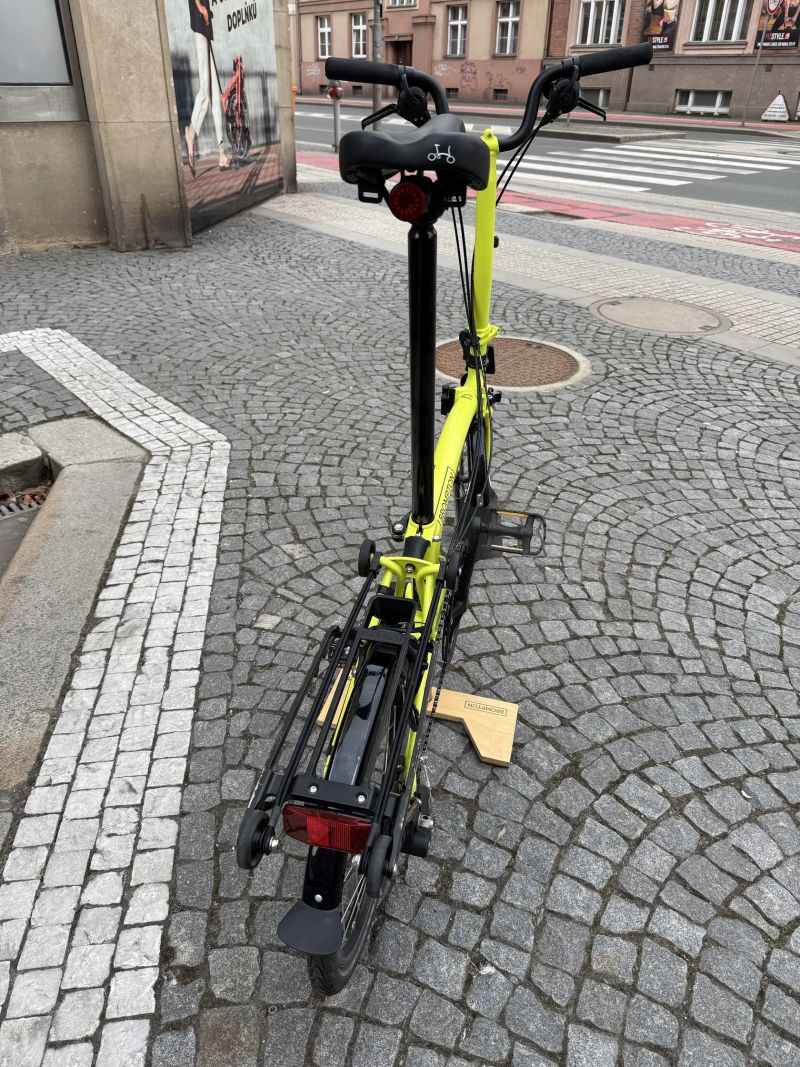 Brompton C-Line Lime Black Edition