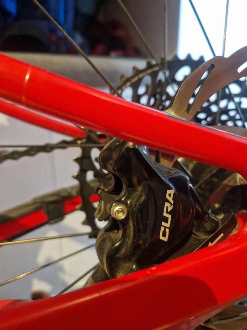 Kompletní brzdy Formula Cura i s kotouči