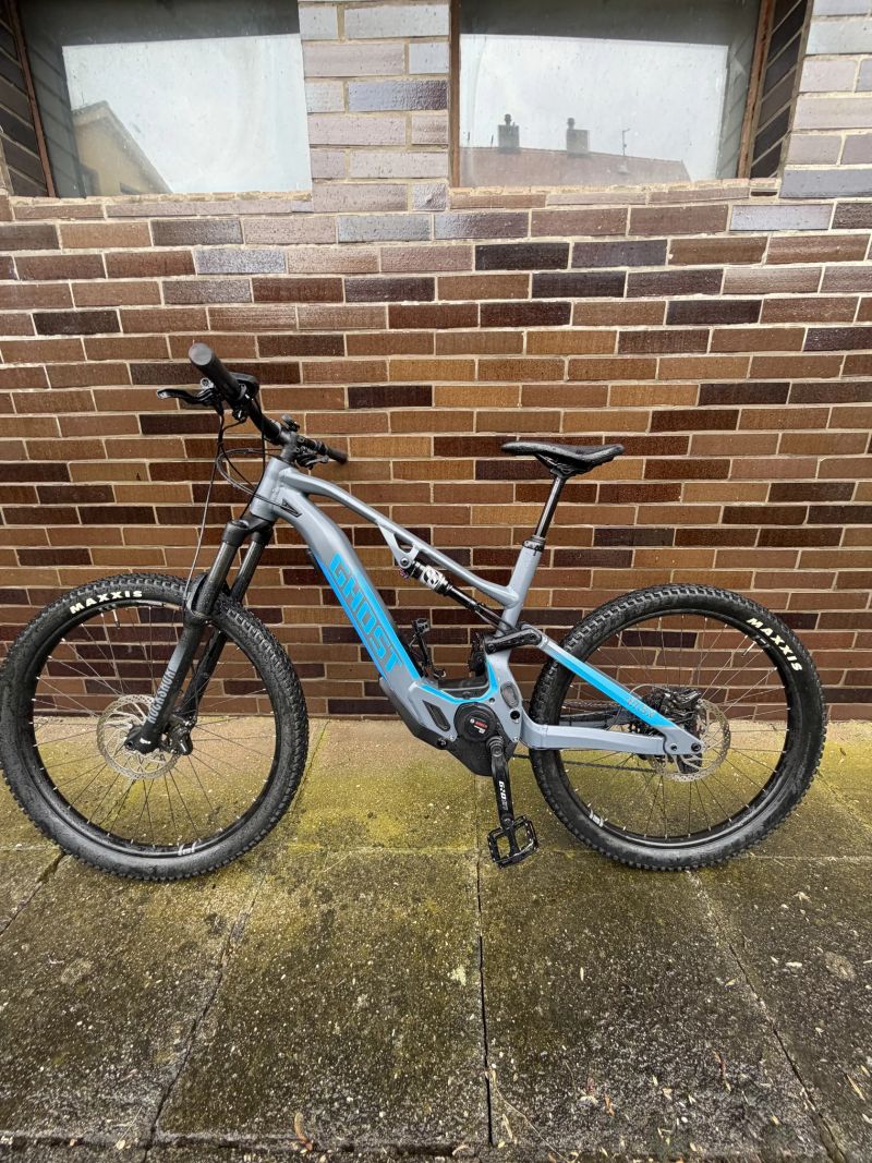 Ghost E-ASX Essential