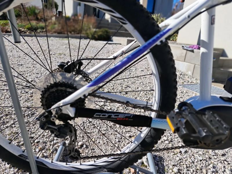 Focus Focus Jarifa Pro Donna Bosch