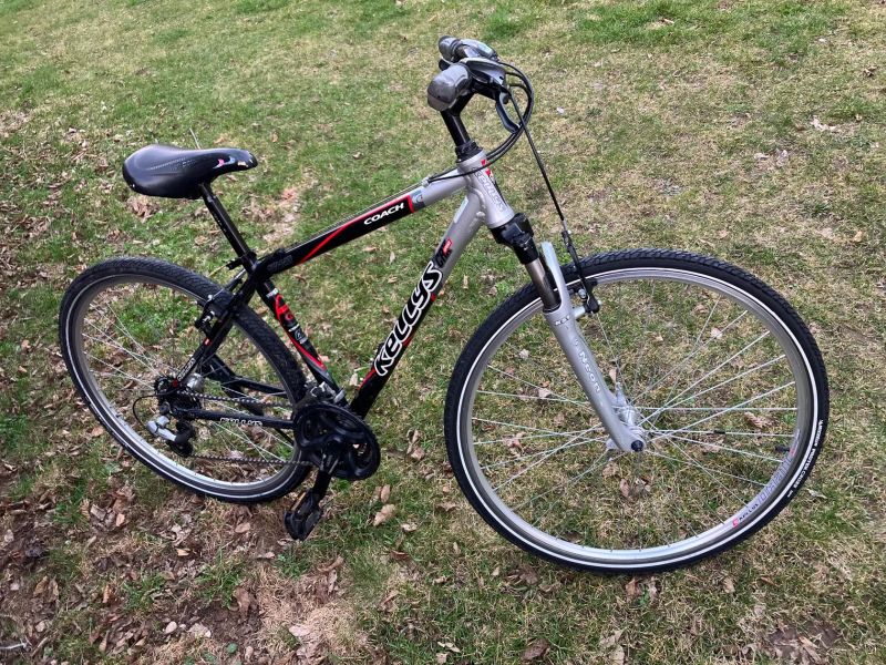 Kellys Coach, vel. 17, v dobrém stavu