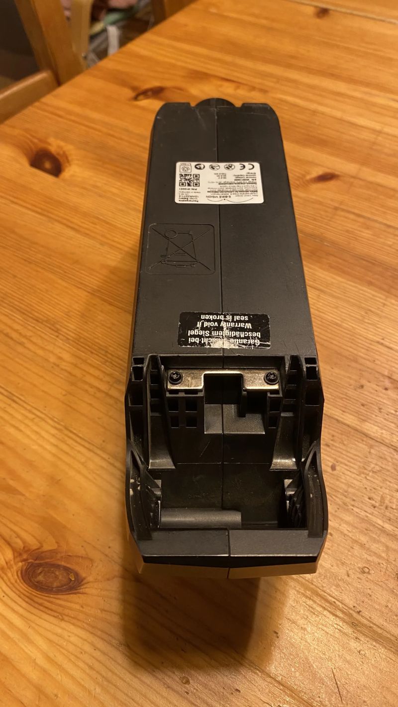 Baterie Bosch 2 ks 720 Wh a 500 Wh.