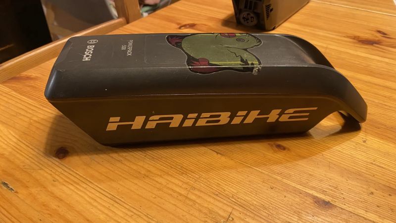 Baterie Bosch 2 ks 720 Wh a 500 Wh.