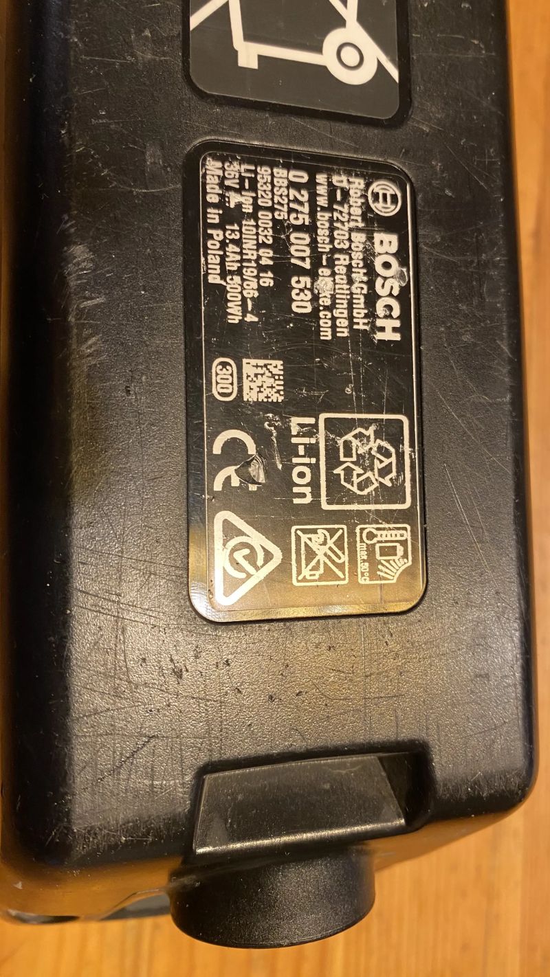 Baterie Bosch 2 ks 720 Wh a 500 Wh.