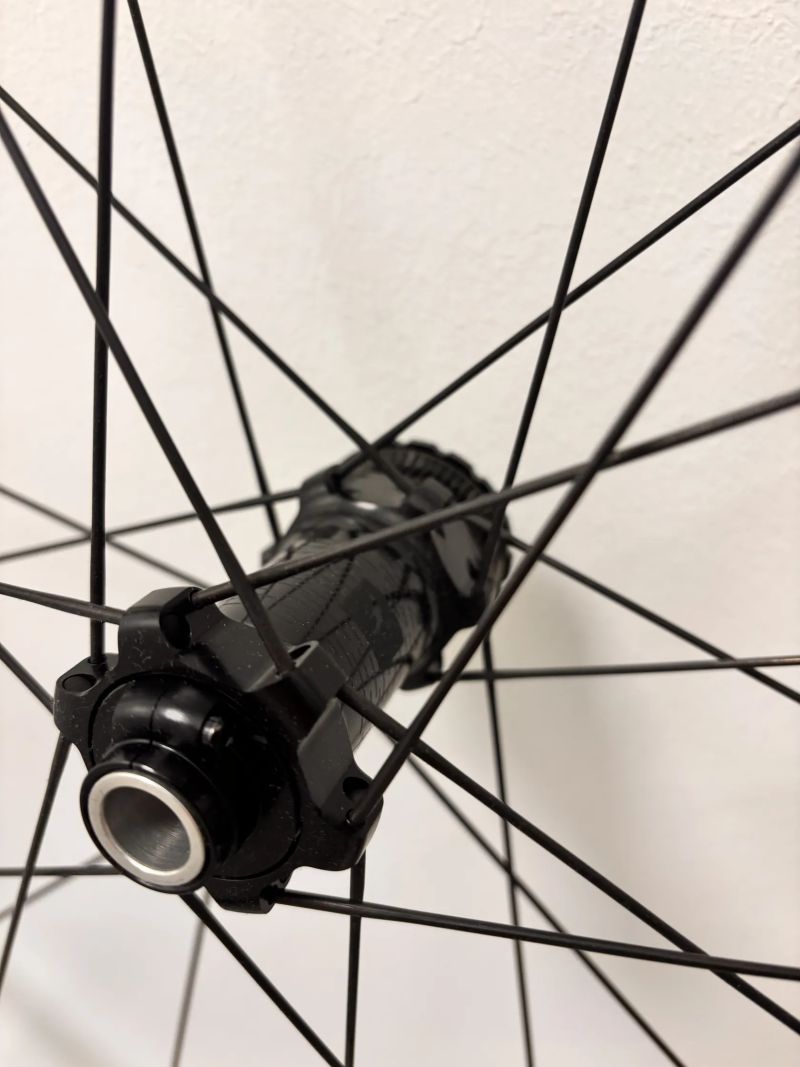 Fulcrum Rapid RED Carbon