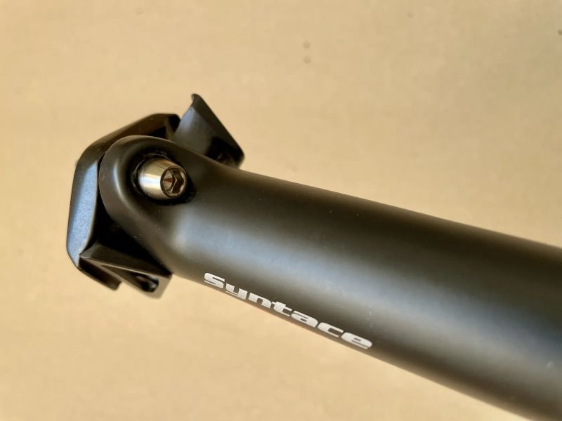 Sedlovka Syntace P6 HiFlex karbon 30,9mm