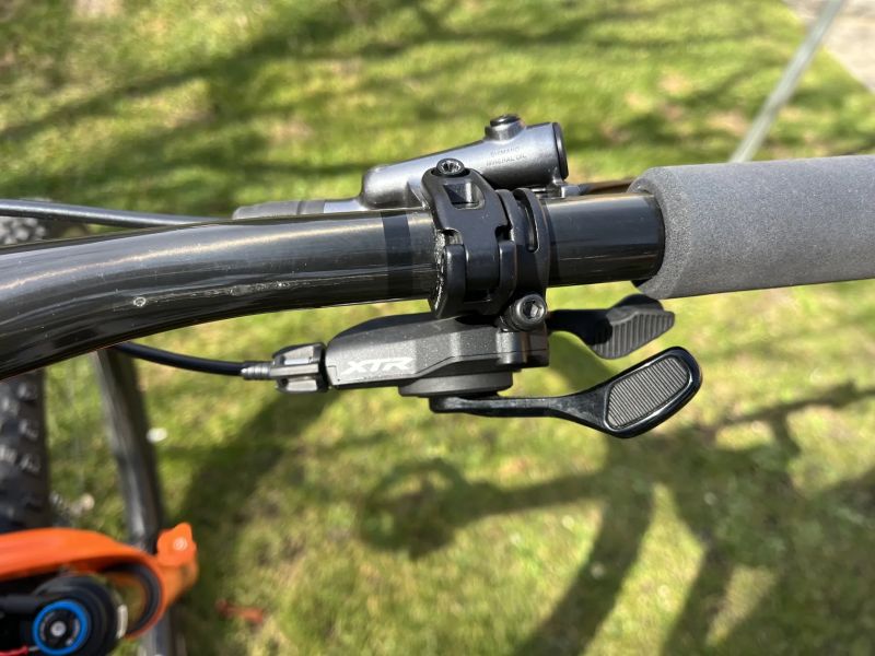 Canyon Lux Trail CF | XTR | Fox Factory | karbonová kola |