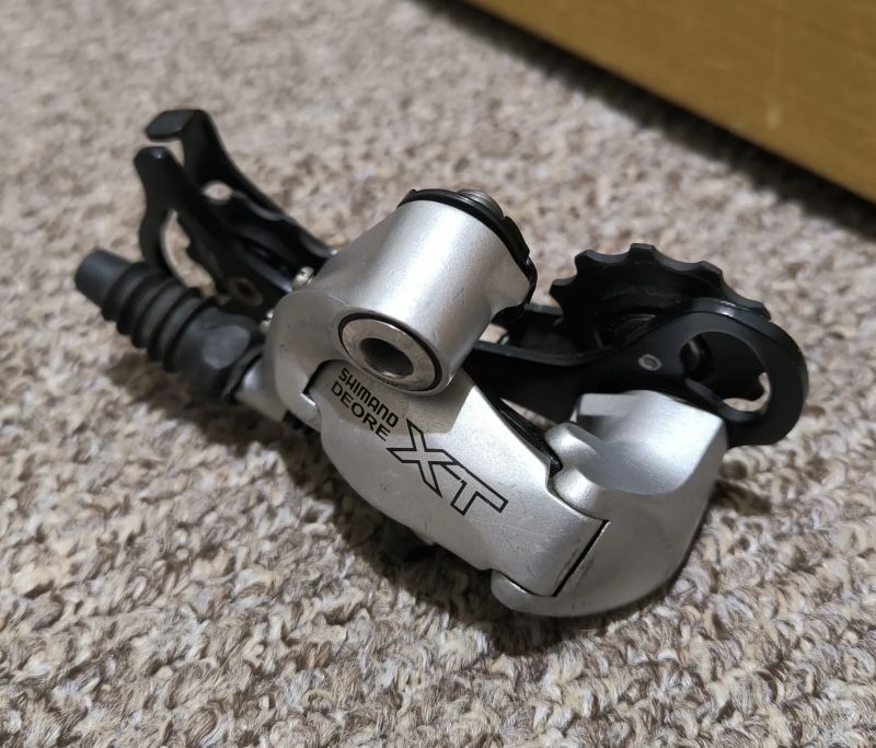 Shimano Deore XT přehazovačka 