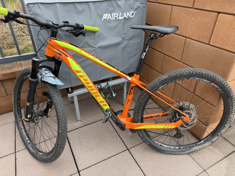 Dětské karbonové kolo Spyder 15” / 27,5