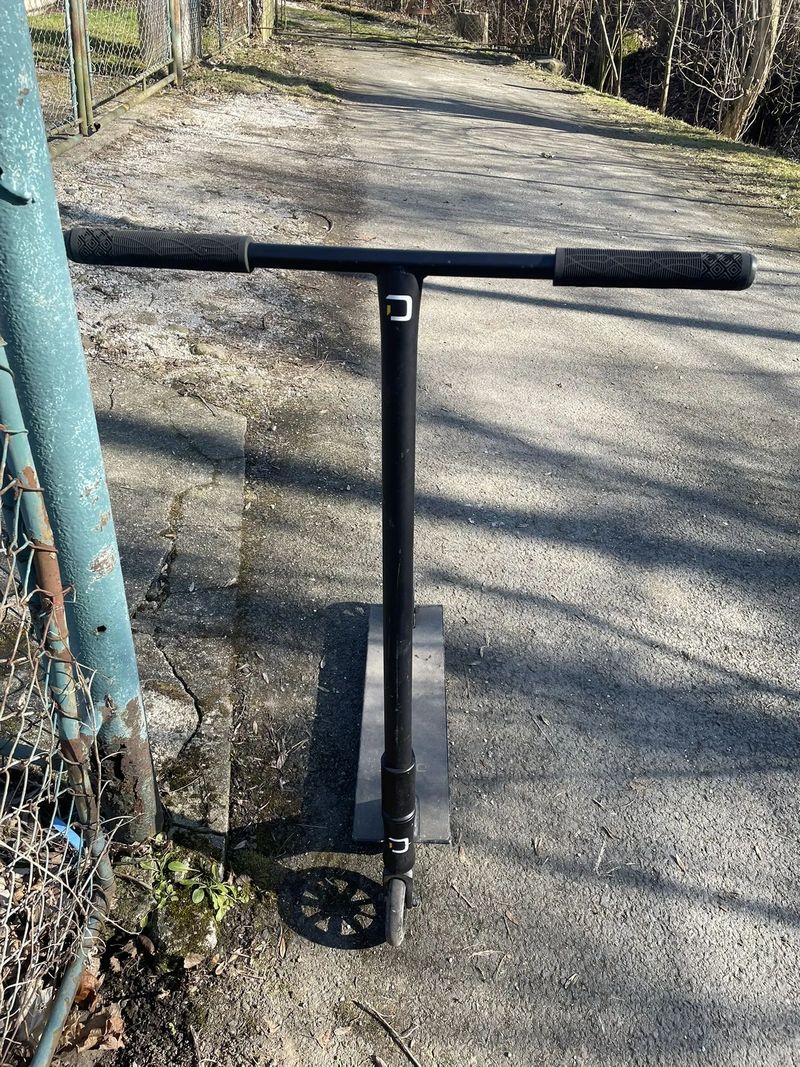 Freestyle koloběžka Divine