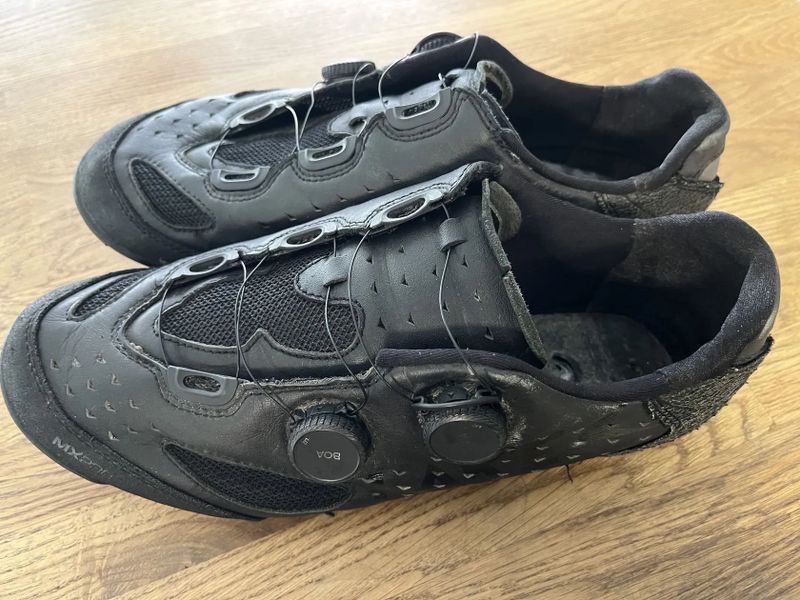 Lake tretry - pravá kůže 