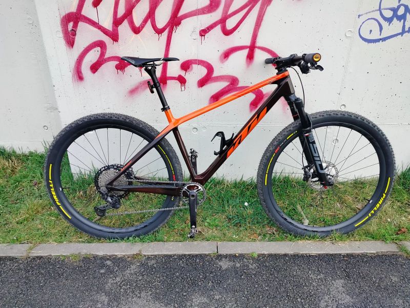 Stavba na rámu KTM Myroon Exonic vel. L - rezervace