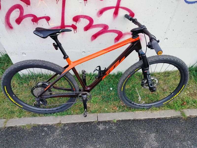 Stavba na rámu KTM Myroon Exonic vel. L - rezervace