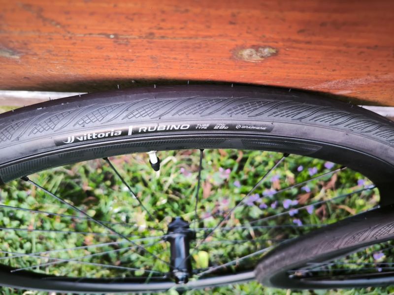 zapletená kola Velomann V30R