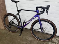 Canyon Inflite CF SL 7 AXS + powermeter Quarq