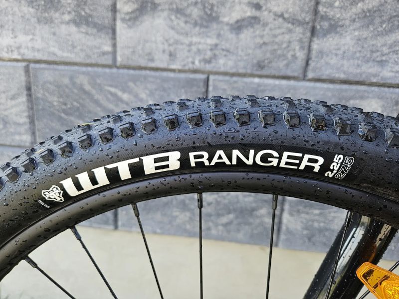 GT Avalanche 27,5 Comp, vel. S