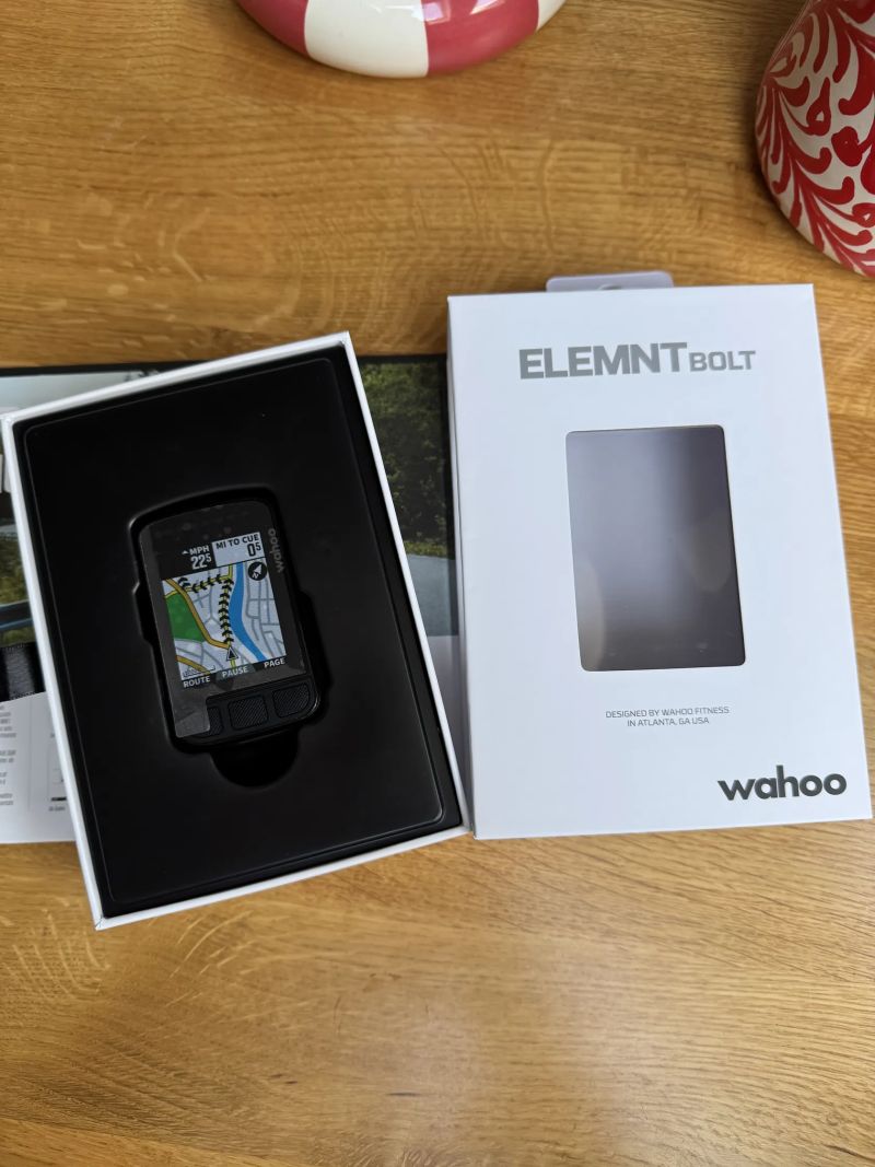 Wahoo ELEMNT BOLT V2 GPS cyklopočítač