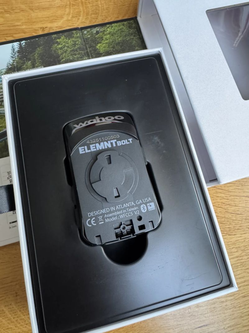 Wahoo ELEMNT BOLT V2 GPS cyklopočítač