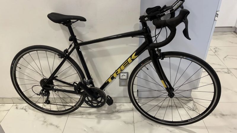 Záruka, po servisu. Silniční kolo Trek Domane AL 2 - trek black/carbon smoke