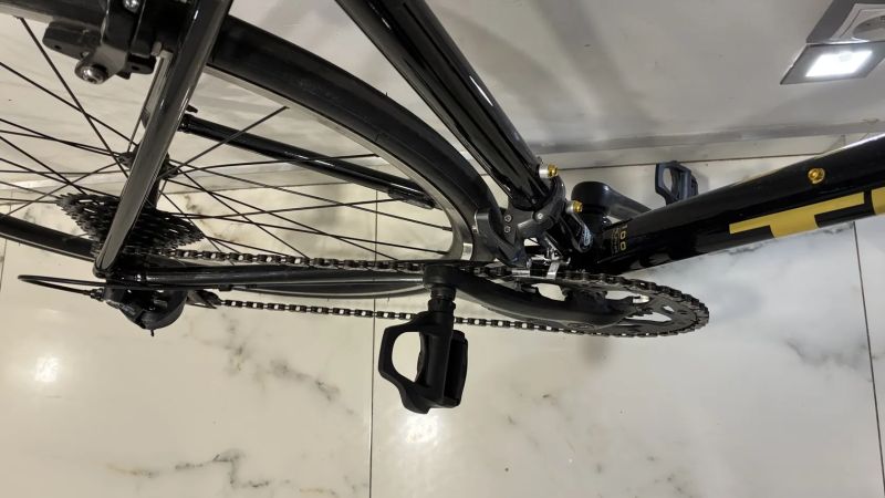 Záruka, po servisu. Silniční kolo Trek Domane AL 2 - trek black/carbon smoke