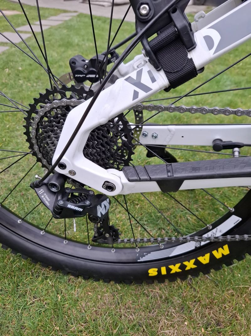 Celoodpružené elektrokolo HAIBIKE XDURO ALLMTN 3.0 2019