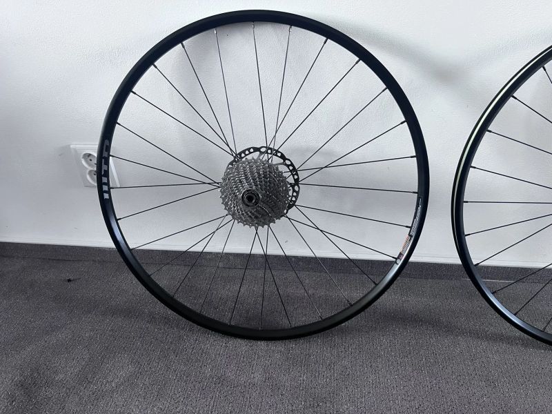 Kompletní Gravel kola