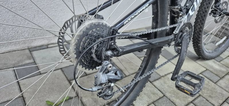 Horské kolo Specialized Rockhopper sport 27,5, vel. S