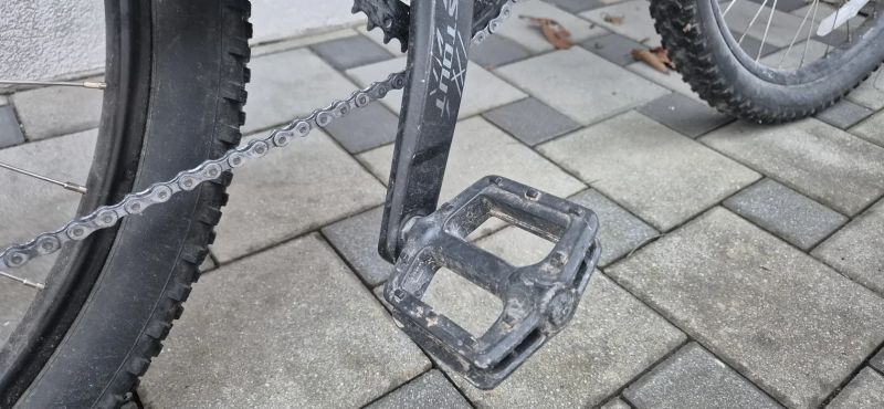 Horské kolo Specialized Rockhopper sport 27,5, vel. S