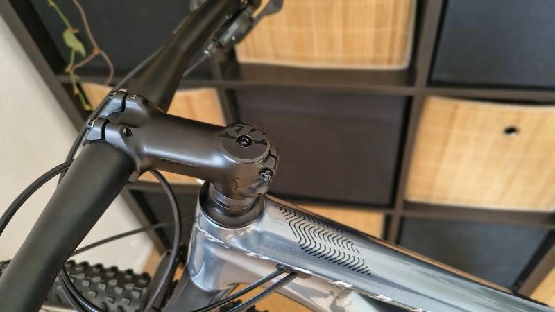 KTM Myroon carbon / vel.M / XT 1x12 / zánovní