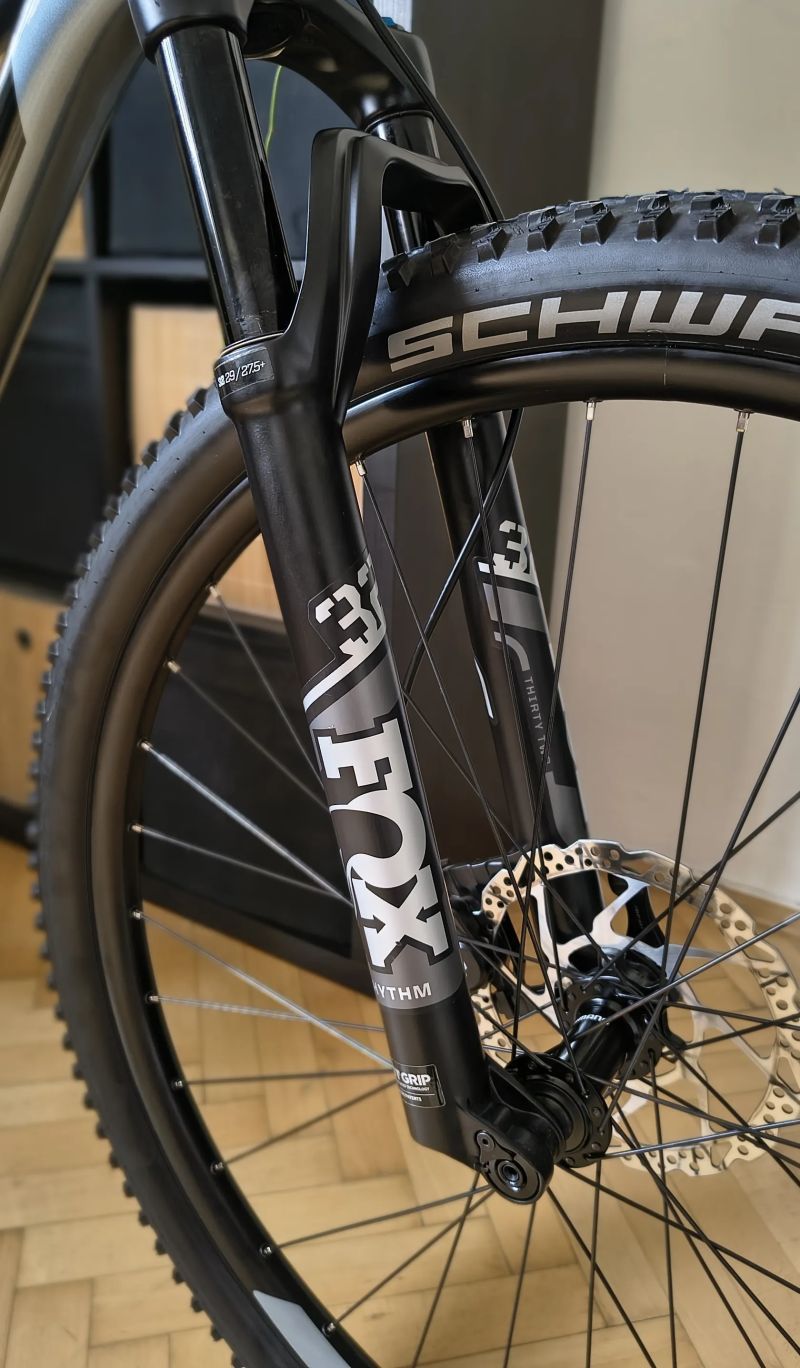 KTM Myroon carbon / vel.M / XT 1x12 / zánovní