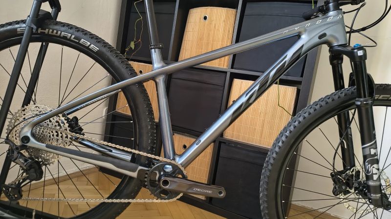 KTM Myroon carbon / vel.M / XT 1x12 / zánovní