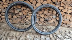 Prodám nová nepoužitá gravel kola Miche Graff i s plášti Vittoria Terreno Dry 47mm