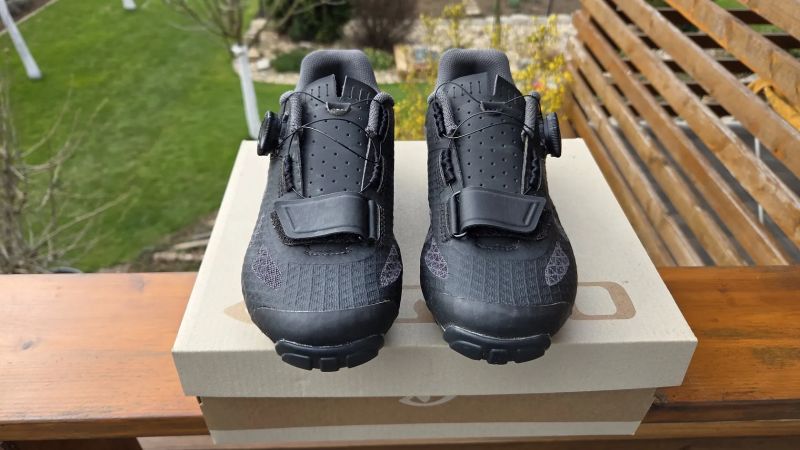 Dámské MTB tretry Giro Rincon W, vel. 38 (stélka 23,5 cm) + nové SPD kufry