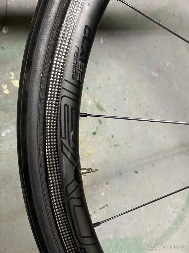 Karbonová kola Specialized roval clx 32