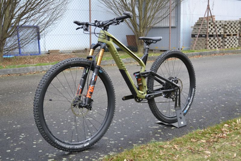 Radon Radon Skeen Trail CF 10.0 SL 29" (16")
