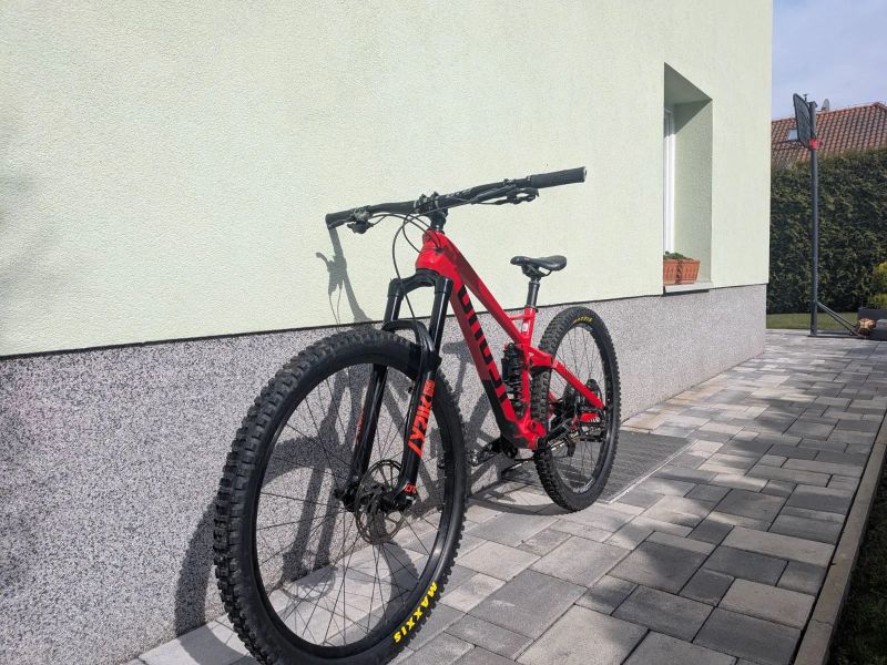 Ghost Slamrx 7.9lc TOP stav 