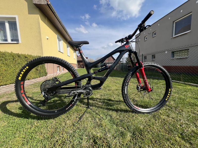 YT Industries capra
