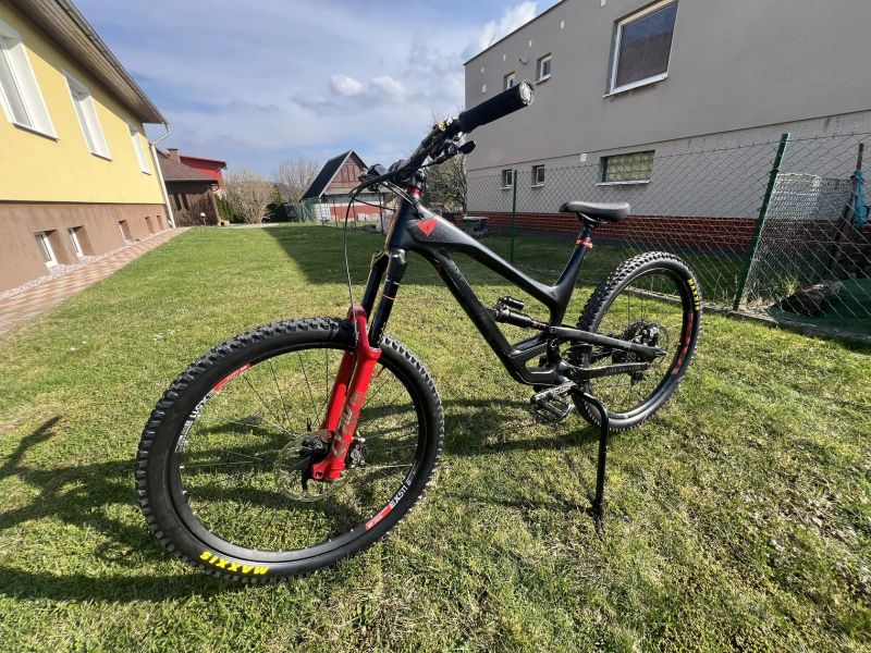 YT Industries capra