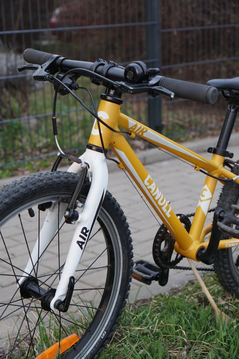 Lehké dětské kolo Canull 20" Air, 7,8 Kg