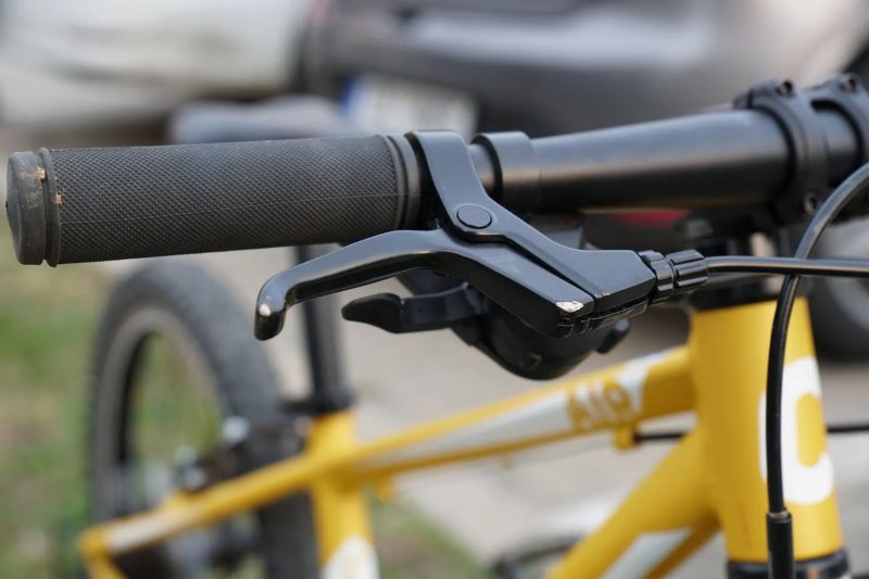 Lehké dětské kolo Canull 20" Air, 7,8 Kg